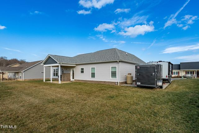 1914 Meadow Creek Lane, Jonesborough, TN 37659