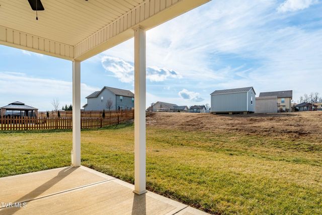 1914 Meadow Creek Lane, Jonesborough, TN 37659