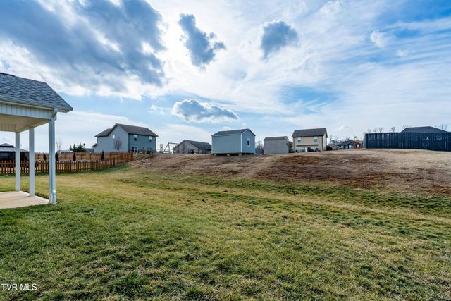 1914 Meadow Creek Lane, Jonesborough, TN 37659