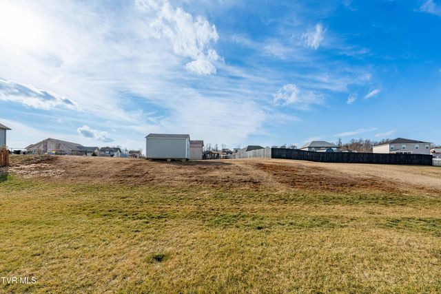 1914 Meadow Creek Lane, Jonesborough, TN 37659