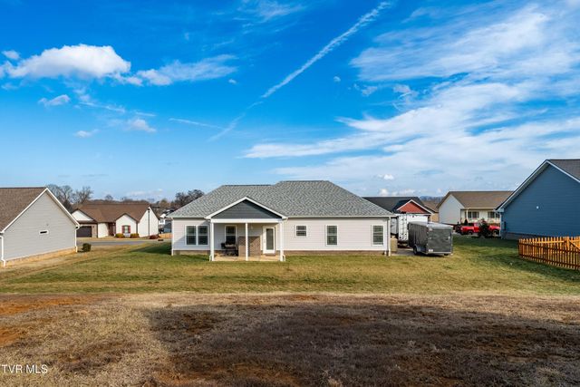 1914 Meadow Creek Lane, Jonesborough, TN 37659