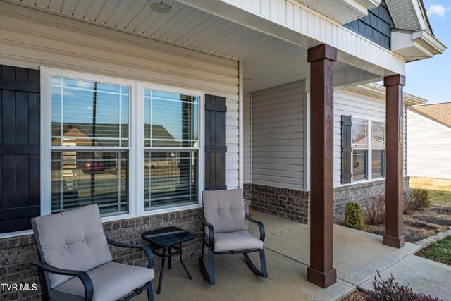 1914 Meadow Creek Lane, Jonesborough, TN 37659