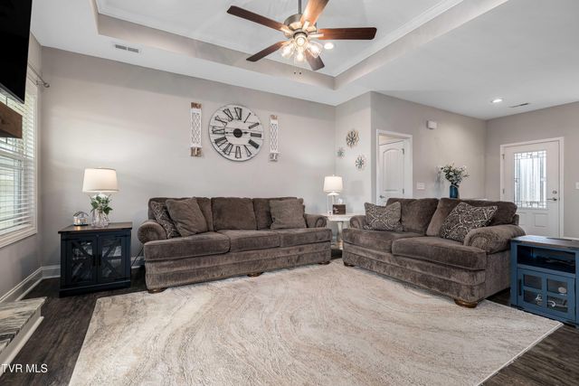 1914 Meadow Creek Lane, Jonesborough, TN 37659