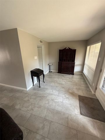 3618 Holly Tree Trail, Garland, TX 75044