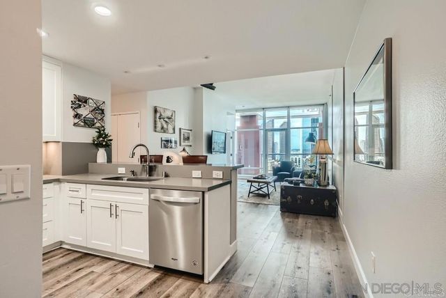 427 9Th Ave 1403, San Diego, CA 92101