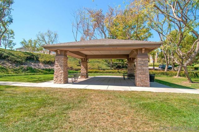 9625 W Canyon Ter 4, San Diego, CA 92123