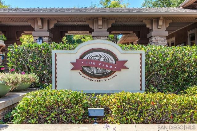 9625 W Canyon Ter 4, San Diego, CA 92123