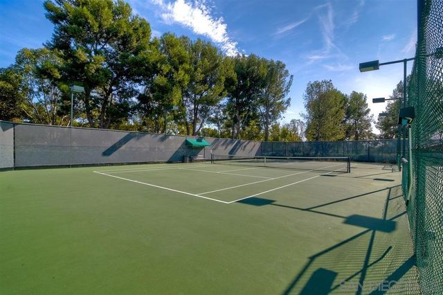 9625 W Canyon Ter 4, San Diego, CA 92123