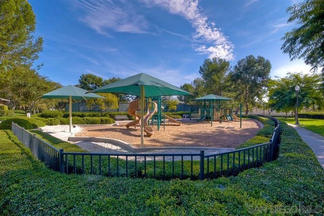 9625 W Canyon Ter 4, San Diego, CA 92123