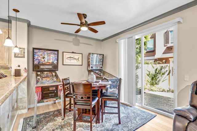 9625 W Canyon Ter 4, San Diego, CA 92123