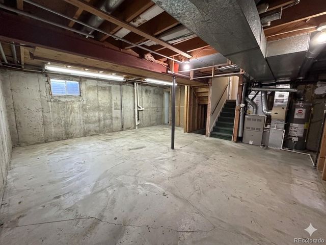 1077 S Joplin Way, Aurora, CO 80017