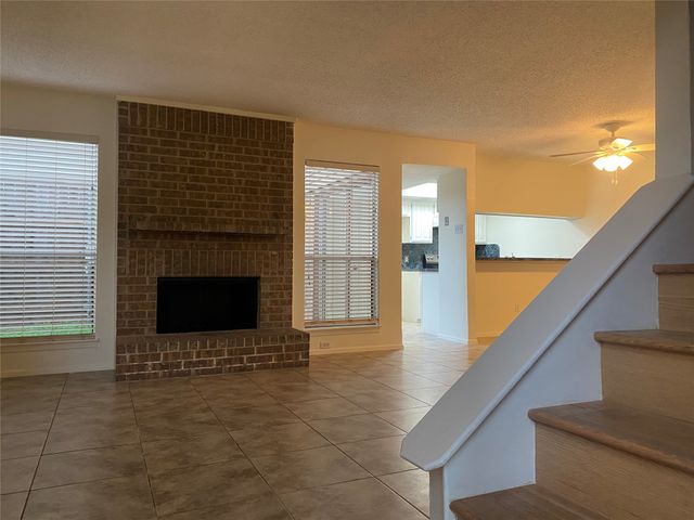 2020 Via Bravo, Carrollton, TX 75006