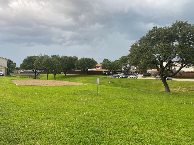 2020 Via Bravo, Carrollton, TX 75006