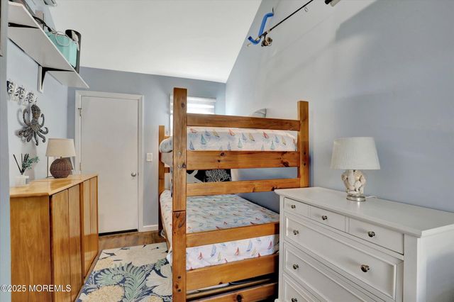 12 W Rutherford Lane, Lavallette, NJ 08735