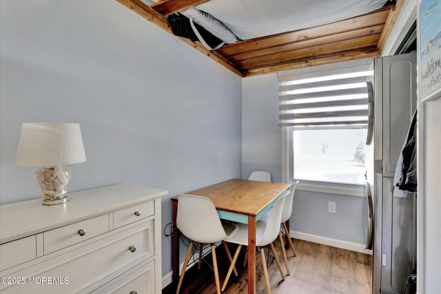 12 W Rutherford Lane, Lavallette, NJ 08735