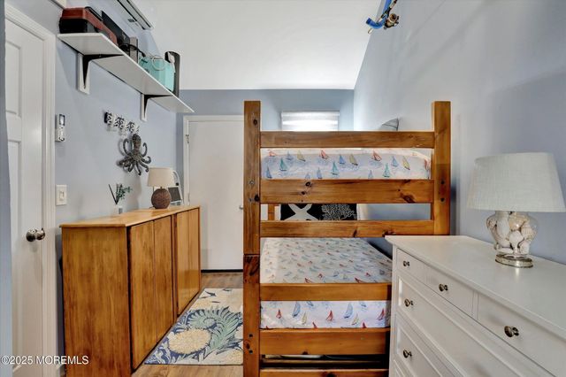 12 W Rutherford Lane, Lavallette, NJ 08735