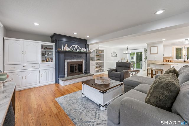 104 Northwest Drive, Watertown, CT 06795