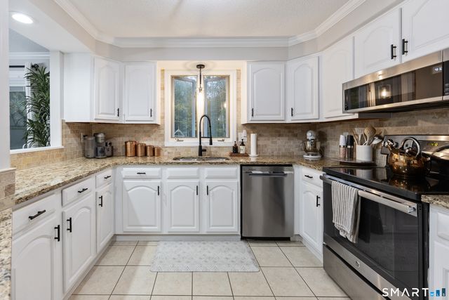 104 Northwest Drive, Watertown, CT 06795