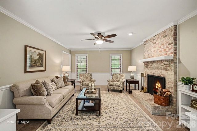 7928 Covey Chase Drive, Charlotte, NC 28210