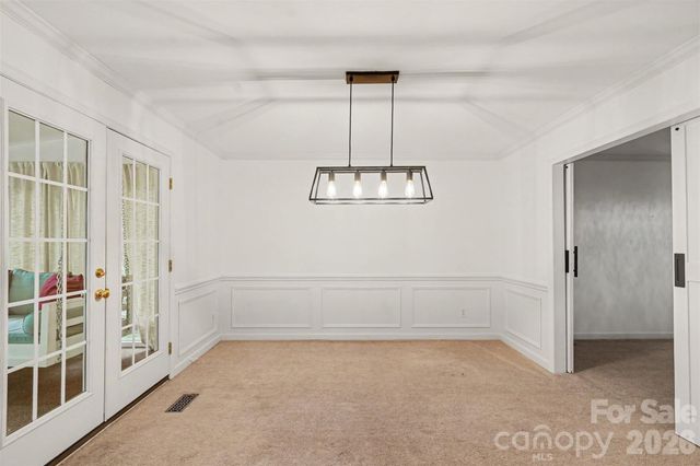 7928 Covey Chase Drive, Charlotte, NC 28210