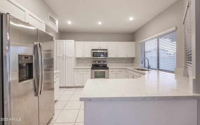 7032 W WESCOTT Drive, Glendale, AZ 85308