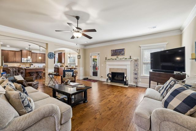 8074 Fox Glove Drive, Ooltewah, TN 37363