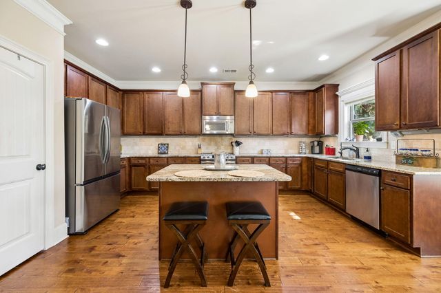 8074 Fox Glove Drive, Ooltewah, TN 37363