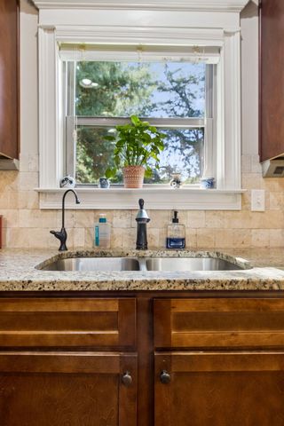 8074 Fox Glove Drive, Ooltewah, TN 37363