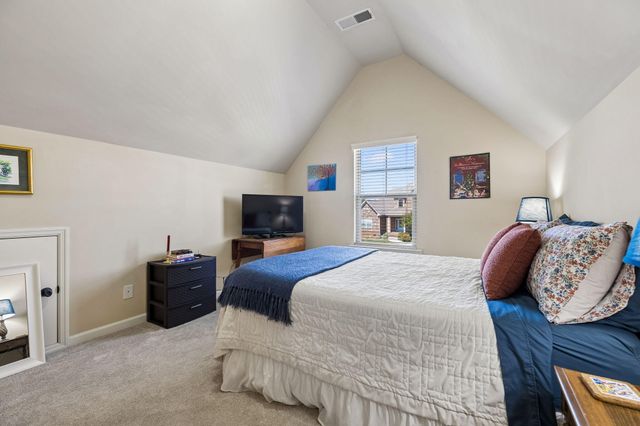 8074 Fox Glove Drive, Ooltewah, TN 37363