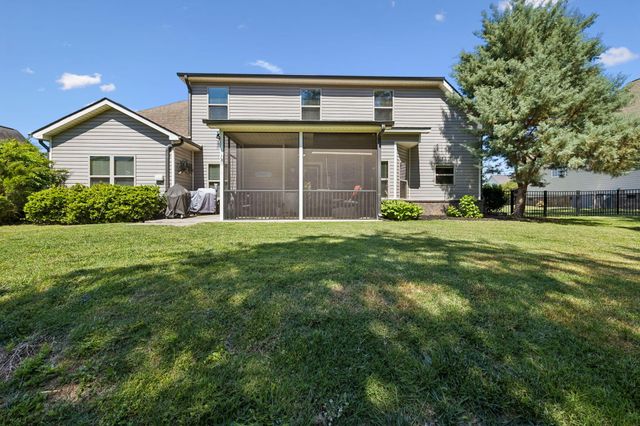 8074 Fox Glove Drive, Ooltewah, TN 37363