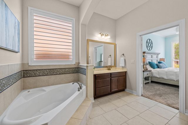 3914 Logan Ridge DR, Cedar Park, TX 78613