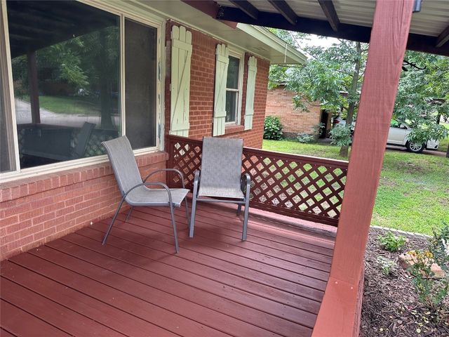 112 Burk Way, Del City, OK 73115