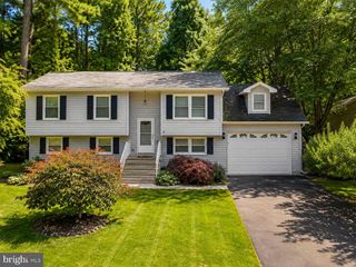 447 DOGWOOD DR, Lusby, MD 20657