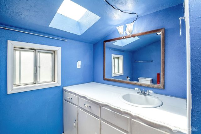 1219 21st Street SE, Puyallup, WA 98372