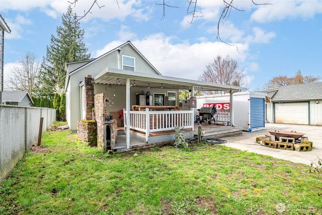 1219 21st Street SE, Puyallup, WA 98372