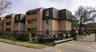 8421 Hearth Drive 21, Houston, TX 77054