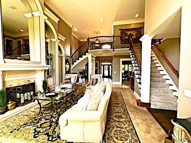 1009 Savonne Court, Chesterfield, MO 63005