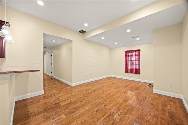 5 Wyman Rd, Randolph, MA 02368