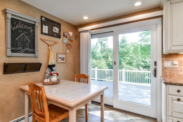92 Flanagan Drive, Framingham, MA 01701