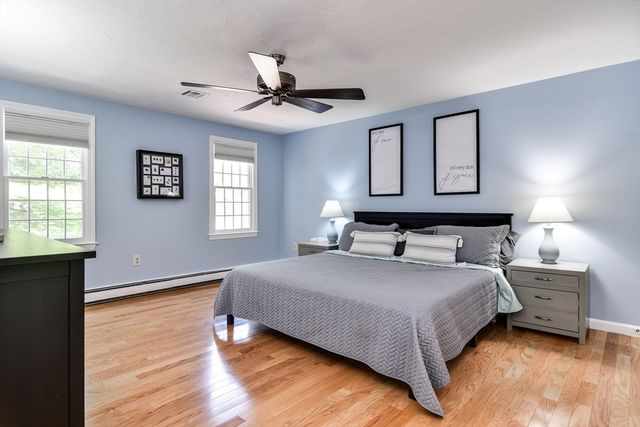 92 Flanagan Drive, Framingham, MA 01701