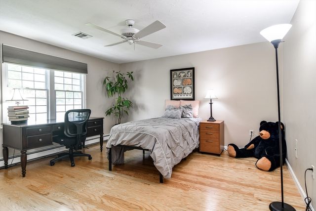 92 Flanagan Drive, Framingham, MA 01701