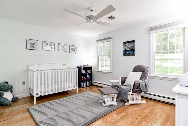 92 Flanagan Drive, Framingham, MA 01701