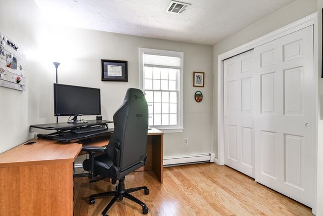 92 Flanagan Drive, Framingham, MA 01701