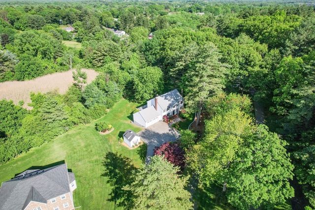 92 Flanagan Drive, Framingham, MA 01701