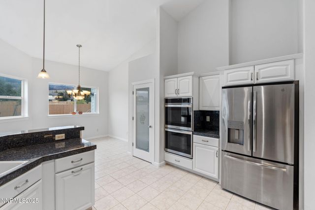 325 Old Washoe Cir, Washoe Valley, NV 89704