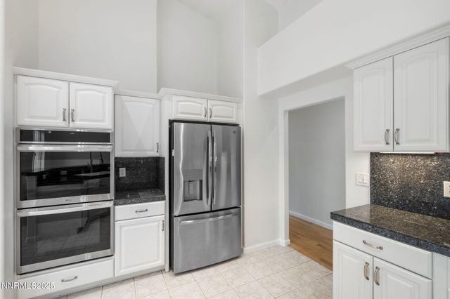 325 Old Washoe Cir, Washoe Valley, NV 89704