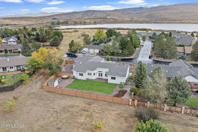 325 Old Washoe Cir, Washoe Valley, NV 89704