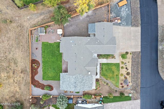 325 Old Washoe Cir, Washoe Valley, NV 89704