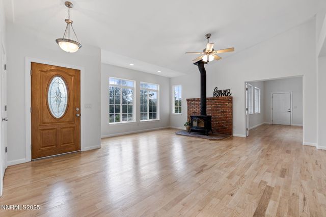 325 Old Washoe Cir, Washoe Valley, NV 89704