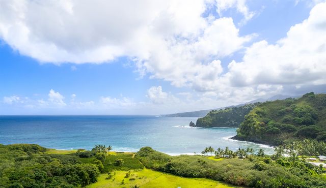 262 Wailua Rd, Hana, HI 96713